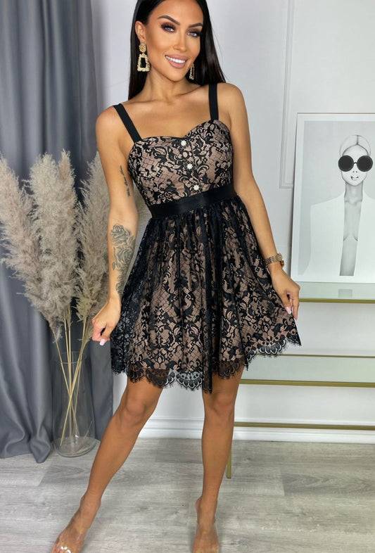 Robe Lilly